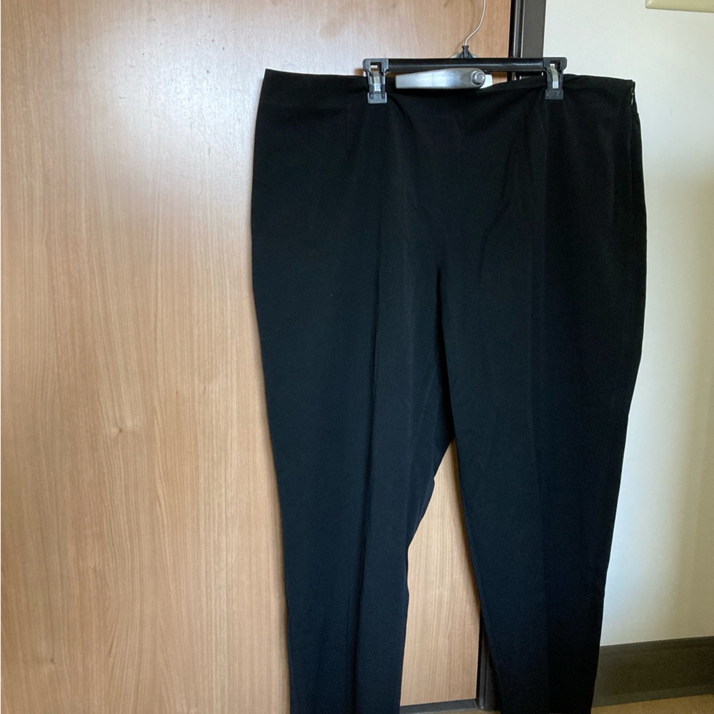 Saks Fifth Avenue Pants Size 24W, dressy black zip closure